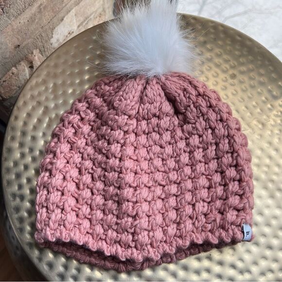 Fabletics Winter Hat | Pink - Picture 1 of 5